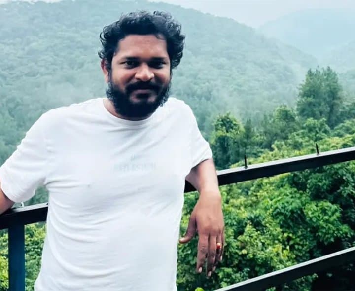 జలపాతంలో ఐటీ ఉద్యోగి మృతి