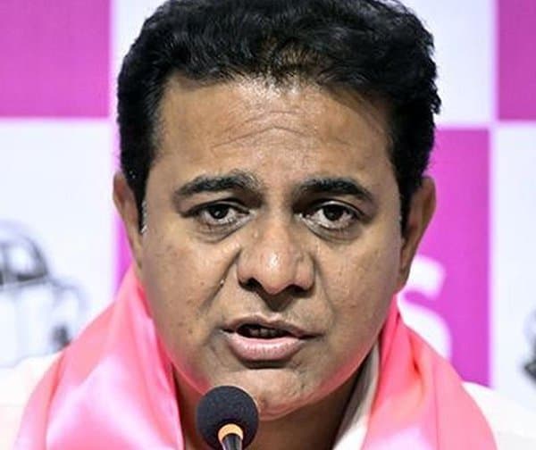 రేవంత్‌పై కేటీఆర్ తీవ్ర విమర్శలు