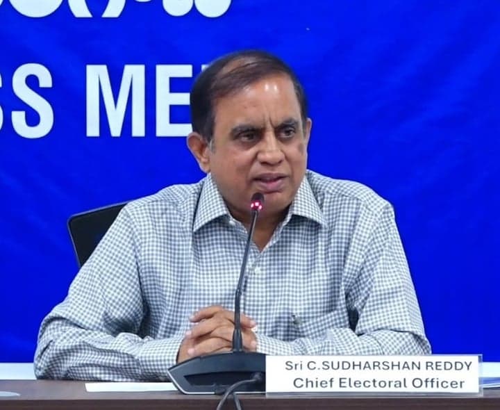ఫామ్-7 బల్క్ దరఖాస్తులపై TG సీఈవో హెచ్చరిక