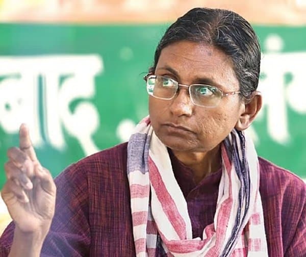 కాంగ్రెస్ నేతల పనితీరుపై మీనాక్షి సమీక్ష