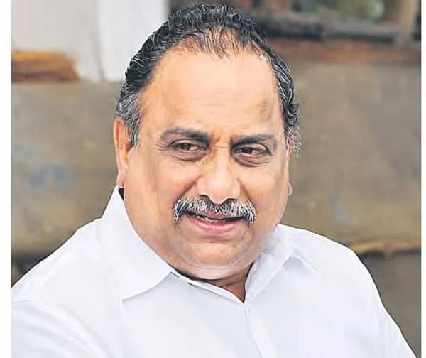 ముద్రగడ పద్మనాభం కన్నుమూత