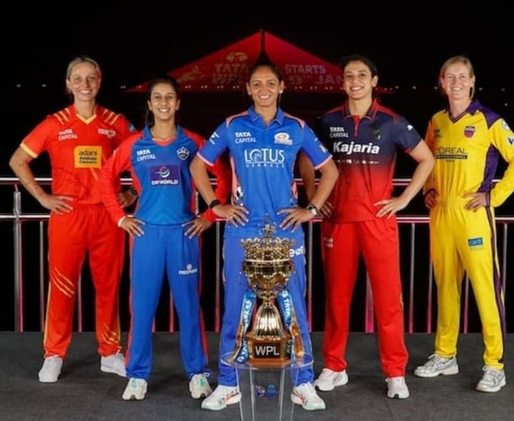  wpl వేలం.. సోఫీ మోలిన్యూ‌కు రూ.1.1 కోట్లు