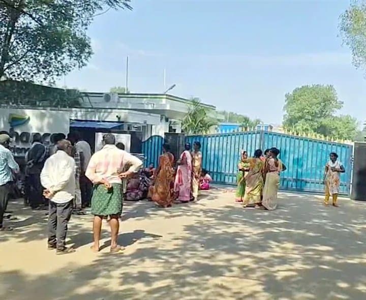 విశాఖ స్టీల్‌ప్లాంట్‌లో కార్మికుడు మృతి