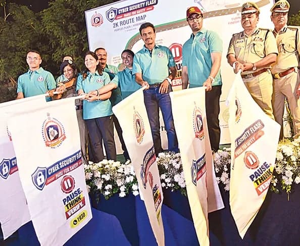 సైబర్‌ నేరాలు, డ్రగ్స్‌పై అవగాహన ర్యాలీ