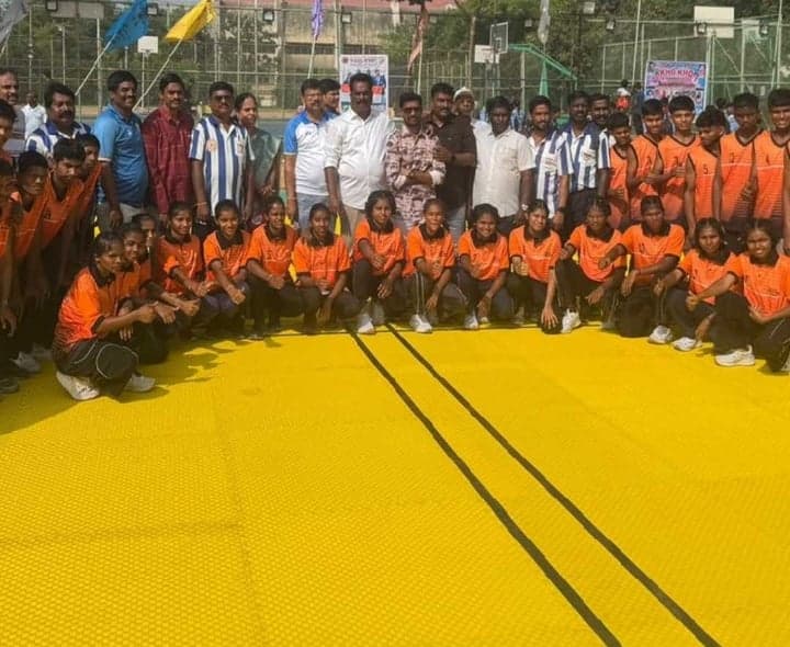 క్రీడలు జట్టుగా పనిచేసే స్ఫూర్తిని పెంచుతాయి - Udayam