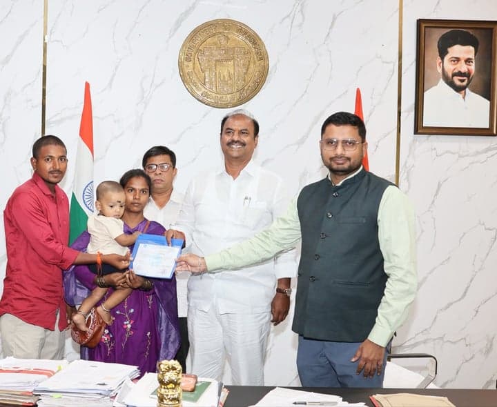 కులాంతర వివాహ జంటలకు రూ.32.50 లక్షల ప్రోత్సాహకాలు - gallery image 4