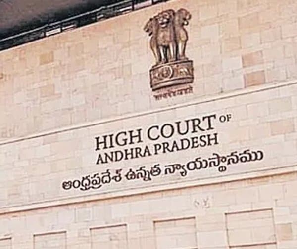 కొడాలి నానిపై చర్యలకు హైకోర్టు బ్రేక్