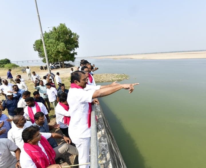 కన్నెపల్లి పంప్‌హౌస్‌ను సందర్శించిన BRS నేతలు