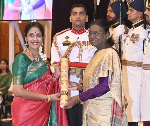 కర్ణాటక సంగీత విద్వాంసురాలు గాయత్రికి ‘పద్మశ్రీ - Udayam Digital