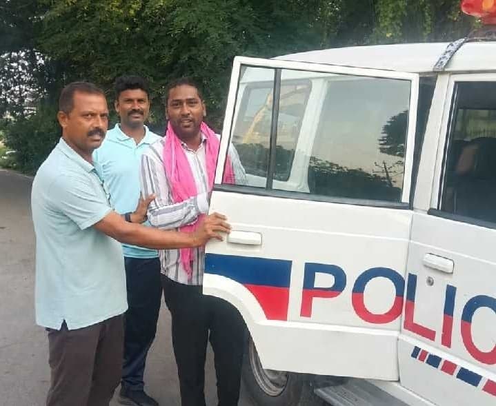 సీఎం పర్యటన నేపథ్యంలో బీఆర్ఎస్‌ నేత అరెస్ట్ - Udayam