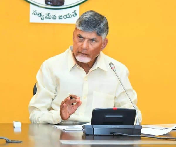 యువతకు సీఎం చంద్రబాబు పిలుపు