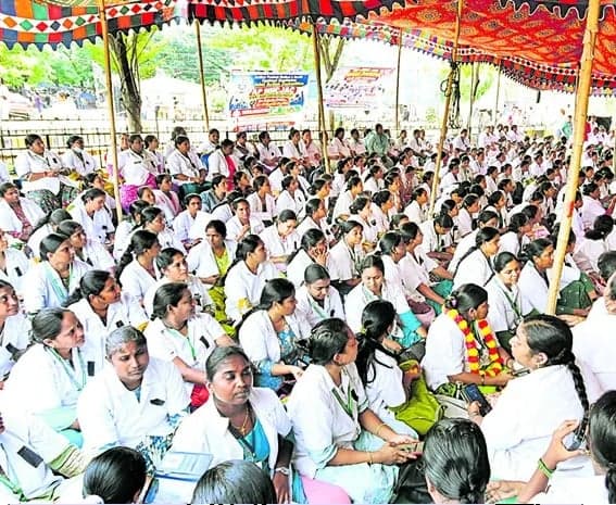 వైద్యశాఖ కాంట్రాక్ట్ ఉద్యోగుల సమ్మె