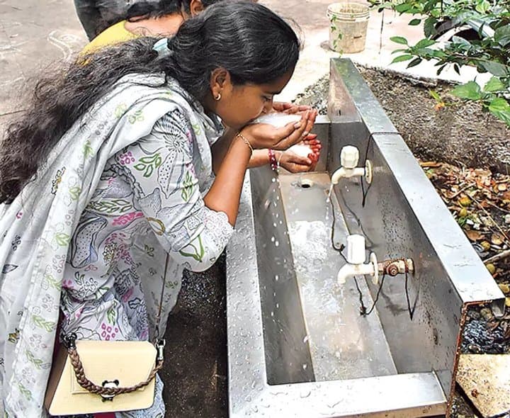 జపాలి తీర్థంలో కుళాయిల నీరు తెల్లగా