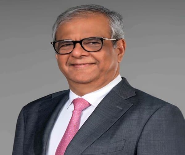 కోటక్ మహీంద్రా బ్యాంక్ కీలక నిర్ణయం: కొత్త ఎండీ కోసం వేట - Udayam Digital