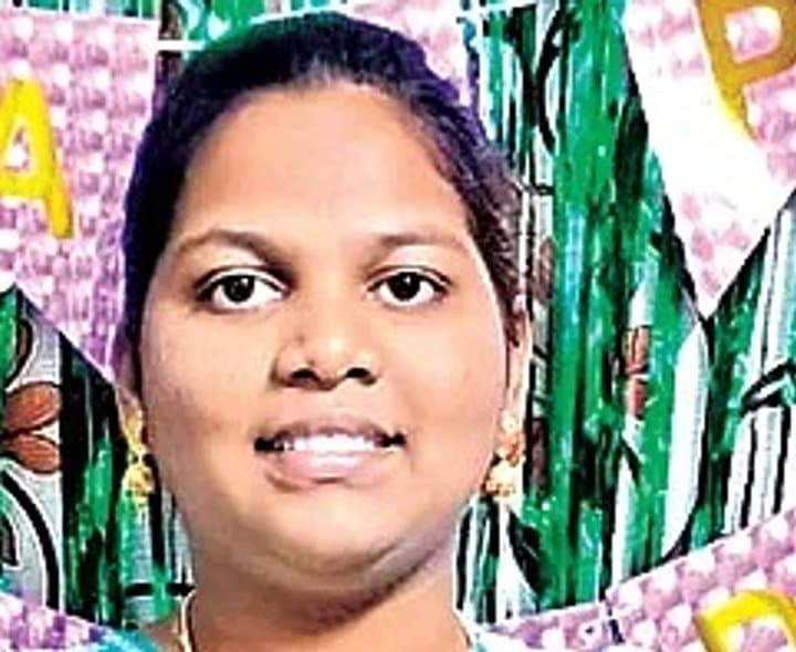 మలేరియాతో పదో తరగతి విద్యార్థిని మృతి