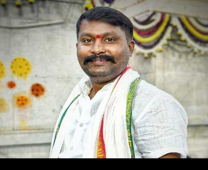 అప్పుడు భార్య.. ఇప్పుడు భర్త