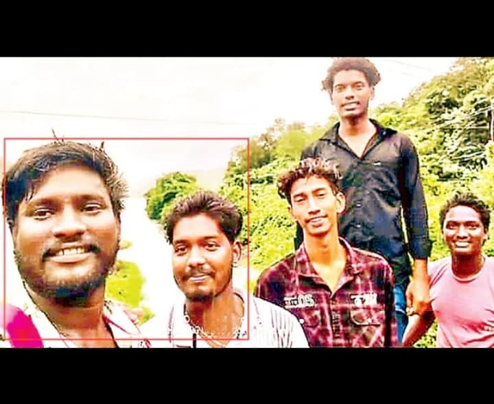 విహారయాత్ర విషాదం.. ఇద్దరు గల్లంతు