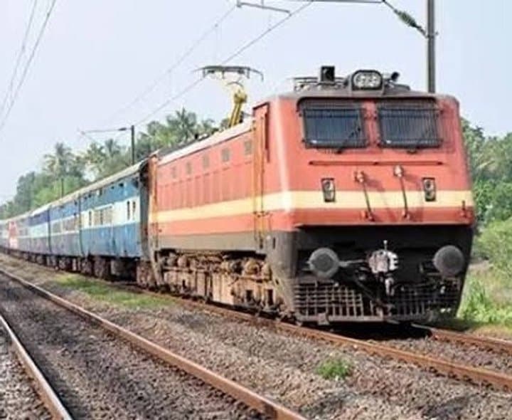 ఆర్మూర్‌-ఆదిలాబాద్‌ రైల్వేలైన్‌కు డీపీఆర్‌ పూర్తి
