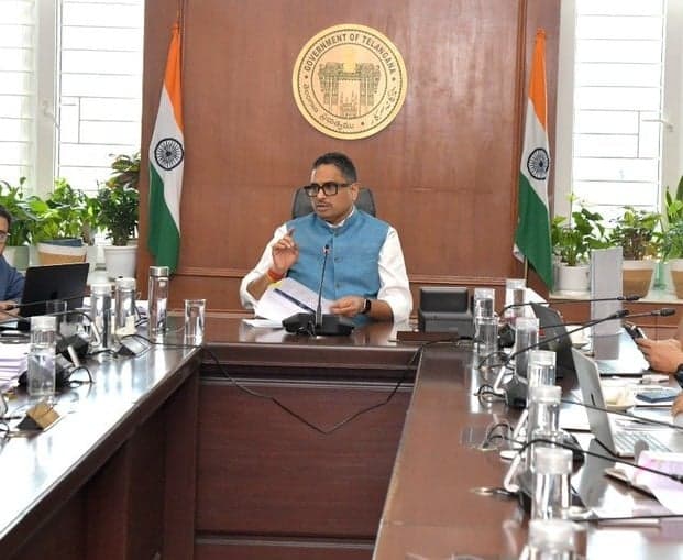 ఢిల్లీలో ఇన్వెస్ట్ తెలంగాణ రోడ్‌షో ఏర్పాట్లపై సమీక్ష