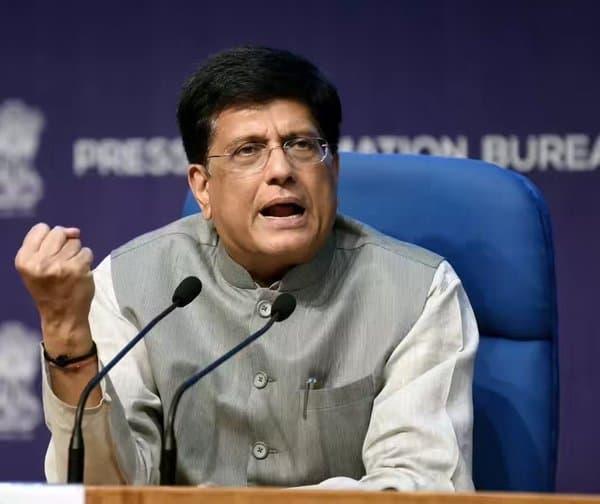ఎగుమతుల్లో $1 ట్రిలియన్ లక్ష్యం: పీయూష్ గోయల్