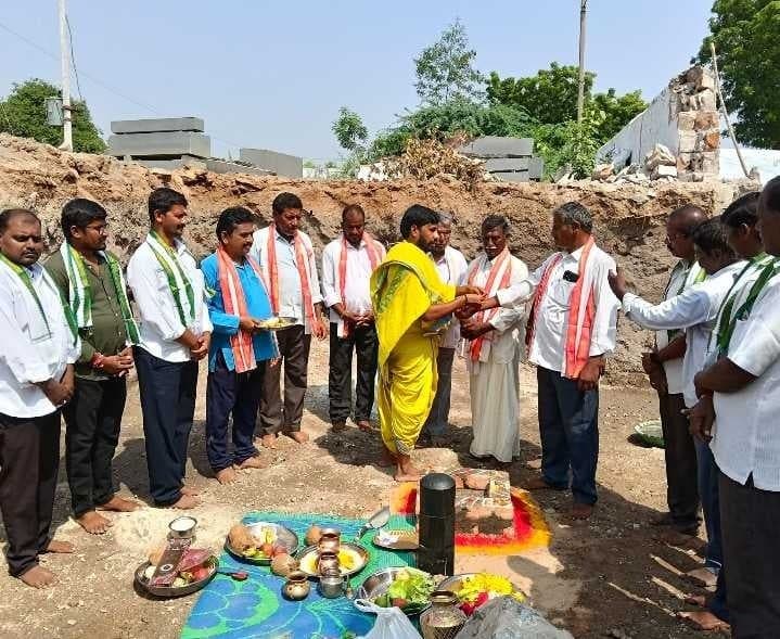 పేరూరు సోమేశ్వరాలయ రాజగోపురానికి భూమిపూజ - Udayam
