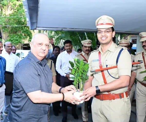 డీజీపీతో అన్నమయ్య ఎస్పీ భేటీ: శాంతిభద్రతలపై కీలక చర్చ
