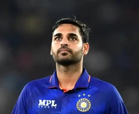 నాలుగేళ్ల తర్వాత భువి.. భారత టీ20 జట్టులోకి పునరాగమనం