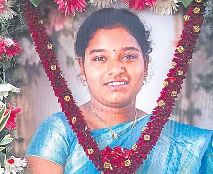 తిరుపతిలో నీట్‌ విద్యార్థిని మృతి