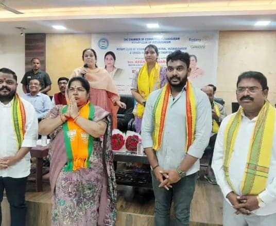 విజయనగరంలో కూటమి అభ్యర్థులను గెలిపించాలి: ఎమ్మెల్యే అదితి