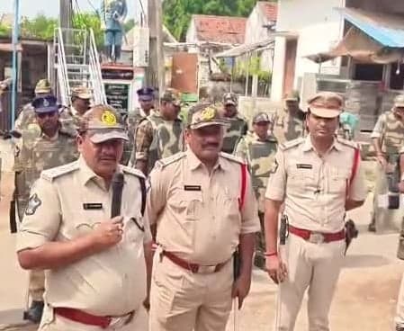 ఓటింగ్‌పై డీఎస్పీ కీలక సూచన - Udayam