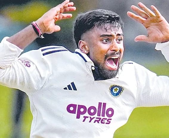 న్యూజిలాండ్‌ సిరీస్‌.. సుతార్‌పై వేటు