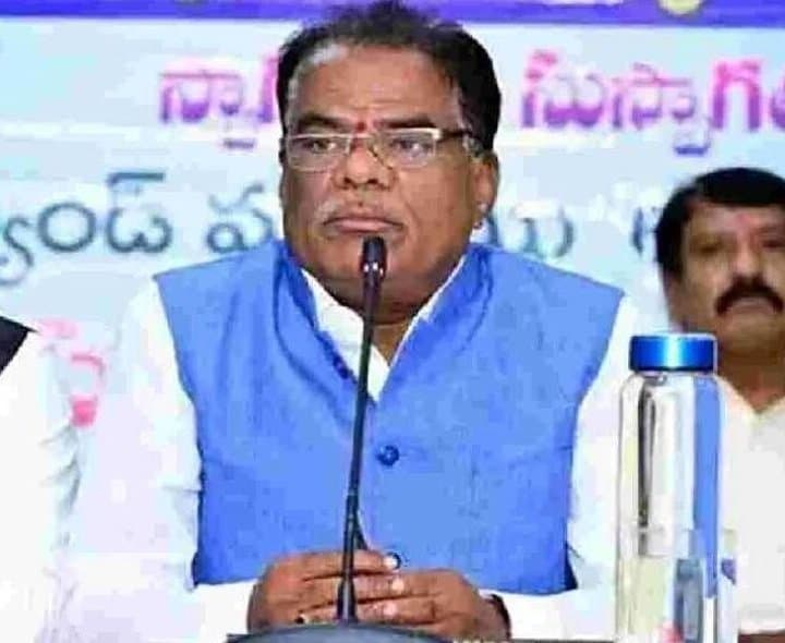 మహబూబాబాద్‌కు రేపు ఎస్సీ, ఎస్టీ కమిషన్‌ ఛైర్మన్‌