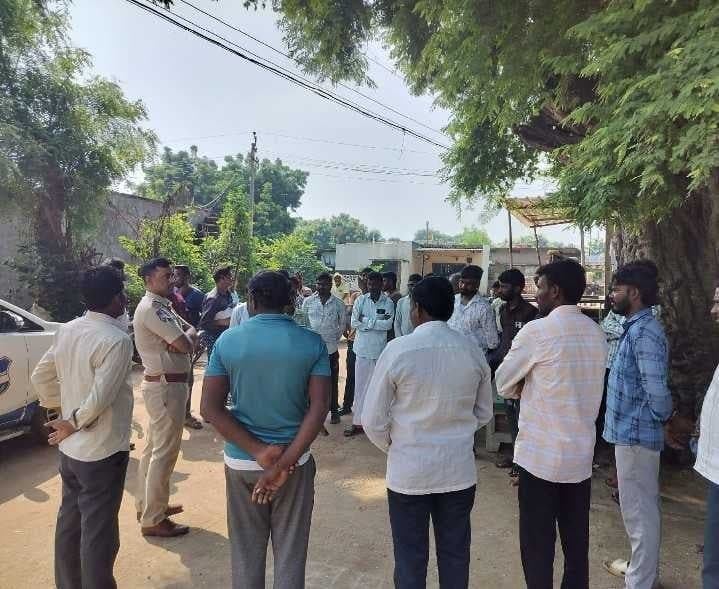 మానేరు వాగులో ఇసుక రవాణాపై SI తనిఖీ - Udayam