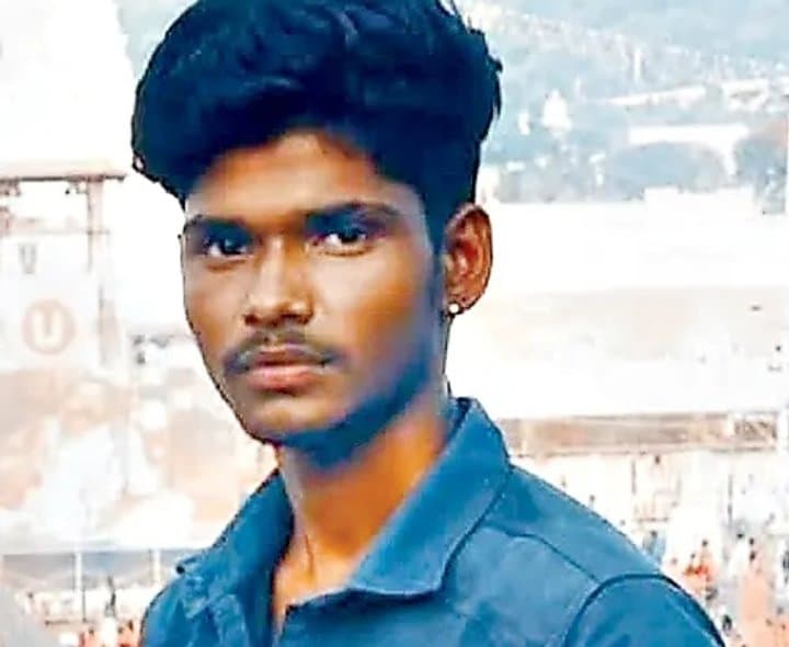 ట్రావెల్స్‌ బస్సు ఢీకొని యువకుడి మృతి
