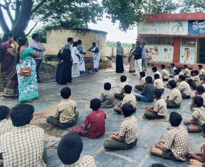 మహానందిలో చేతుల పరిశుభ్రతపై అవగాహన - Udayam