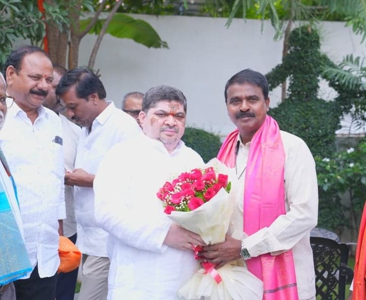 ఆర్టీసీ కార్మికుల బకాయిల చెల్లింపునకు చర్యలు: పొన్నం - Udayam