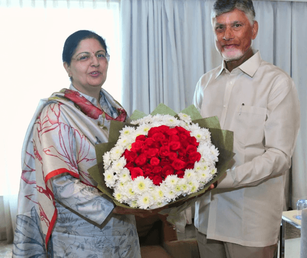 ఏపీ హైకోర్టు చరిత్రలో కొత్త అధ్యాయం: జస్టిస్ లీసా గిల్‌తో సీఎం భేటీ! - Udayam Digital