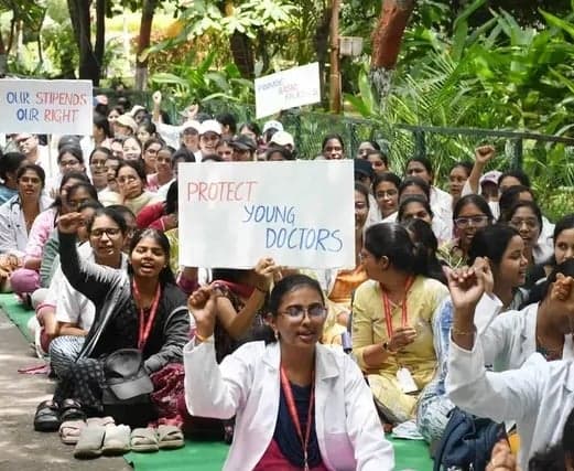 ఏపీ జూనియర్ డాక్టర్ల స్టైఫండ్ పెంపు