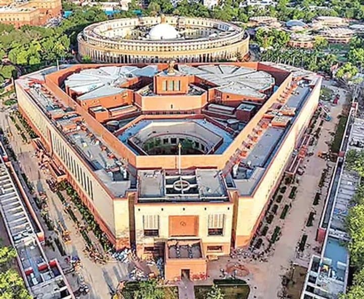 సభా సమావేశాలు బుధవారం సజావుగా సాగలేదు