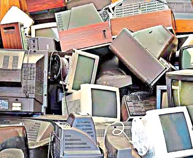 పాఠశాలల్లో e-వ్యర్థాలపై అవగాహన