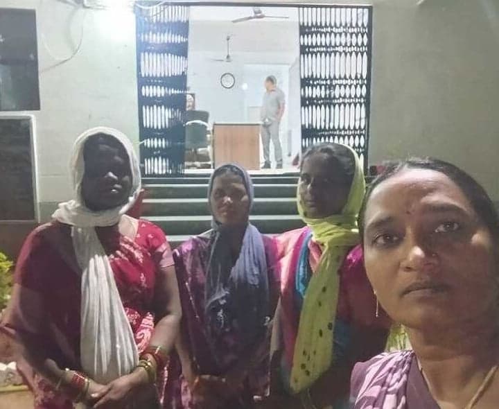 కామారెడ్డిలో ఆశా వర్కర్ల ముందస్తు అరెస్ట్ - Udayam