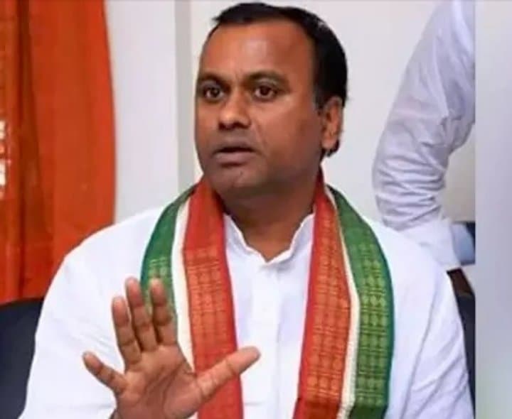 మందుల సామేలును గెలిపించి తప్పు చేశా: రాజగోపాల్‌రెడ్డి