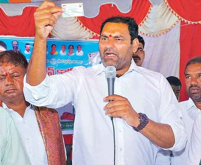 ప్రాణం పోతేనే బిల్లులిస్తారా: ఎమ్మెల్యే