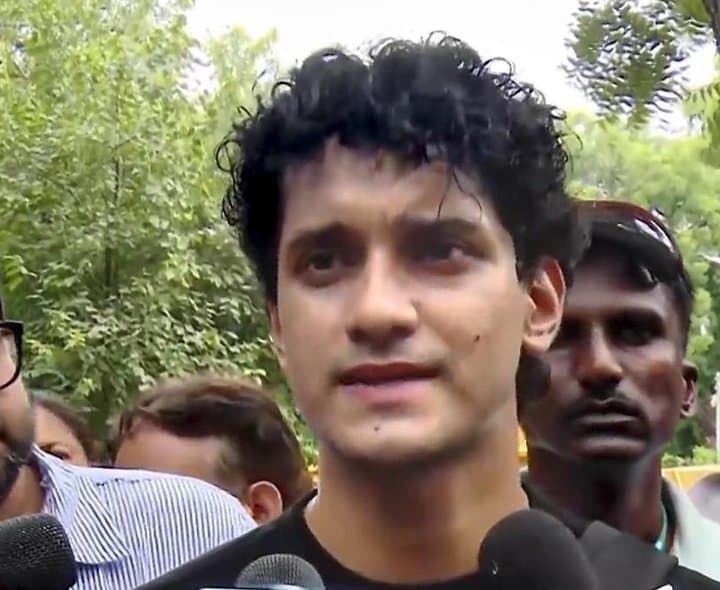 మోదీ ట్వీట్ కాదు.. ధర్మేంద్ర ప్రధాన్ రాజీనామానే పరిష్కారం