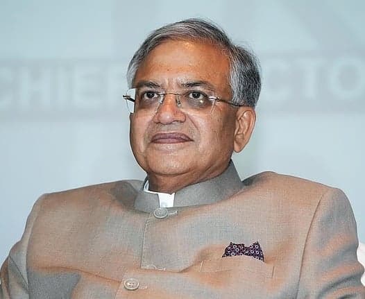 సీఈసీ జ్ఞానేశ్‌కు మద్దతుగా 42 మంది మాజీ జడ్జీల లేఖ