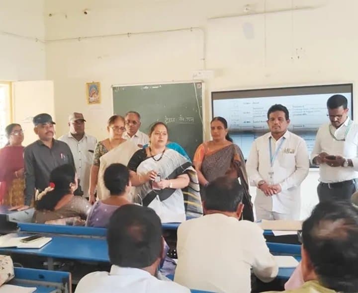 క్లస్టర్ సమావేశాలతో బోధనా సామర్థ్యం మెరుగు