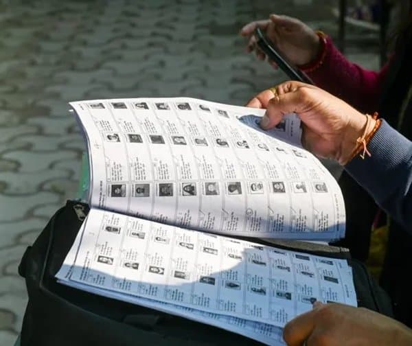 నేడే ఓటర్ల జాబితా సవరణ: ఆన్‌లైన్‌లోనూ నమోదుకు అవకాశం - Udayam Digital