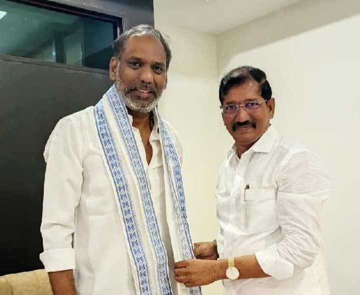 గొట్టిపాటితో బస్తిపాటి భేటీ - Udayam
