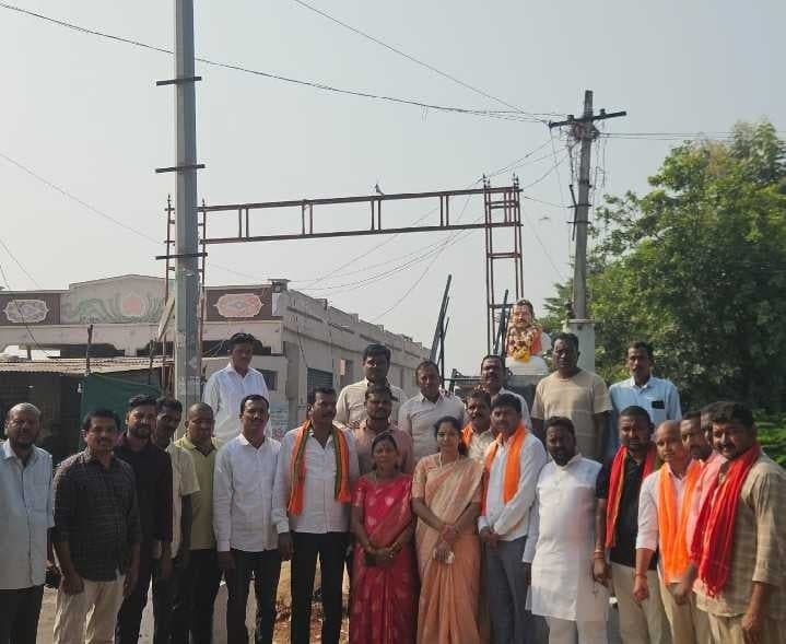 బాధనకుర్తిలో రాథోడ్ రమేష్ జయంతి - Udayam