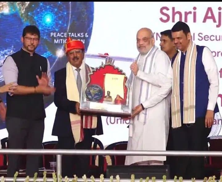 అజిత్ దోవల్‌కు తిలక్ జాతీయ అవార్డు